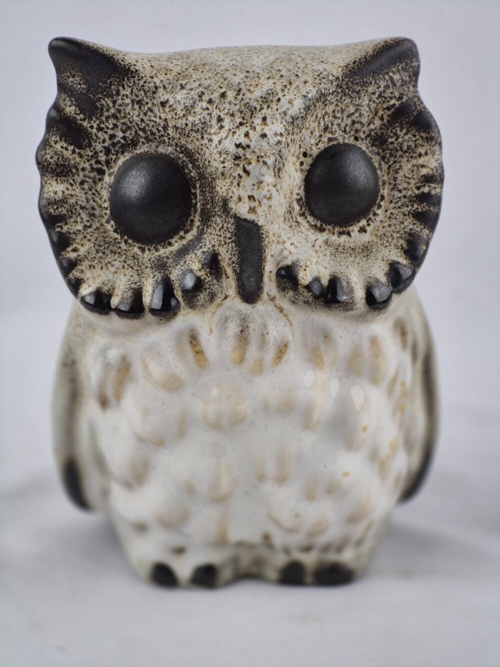 Vintage Howard Pierce Ceramic Horned Owl Figurine - Picture 5 of 15